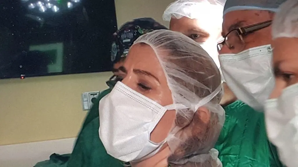 דוקטור אנה אידלסון